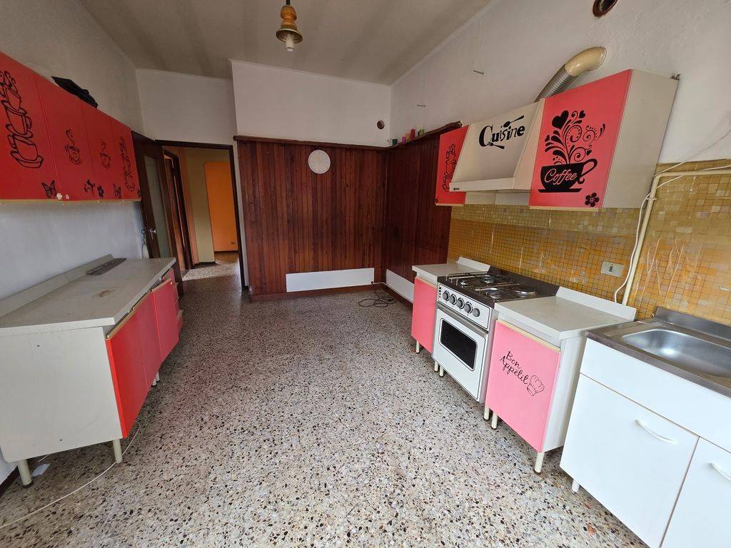 Appartamento a Omegna in Via Leonardo da Vinci - Foto 4
