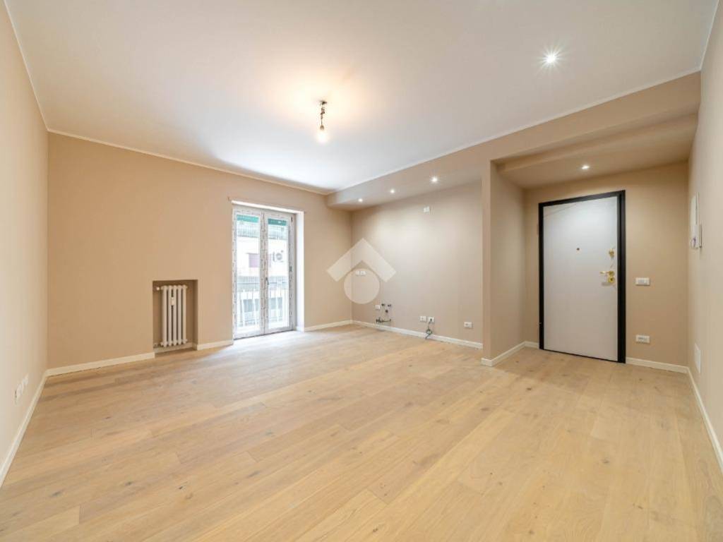 Appartamento a Verona in Via Luigia Poloni, 7 - Foto 4