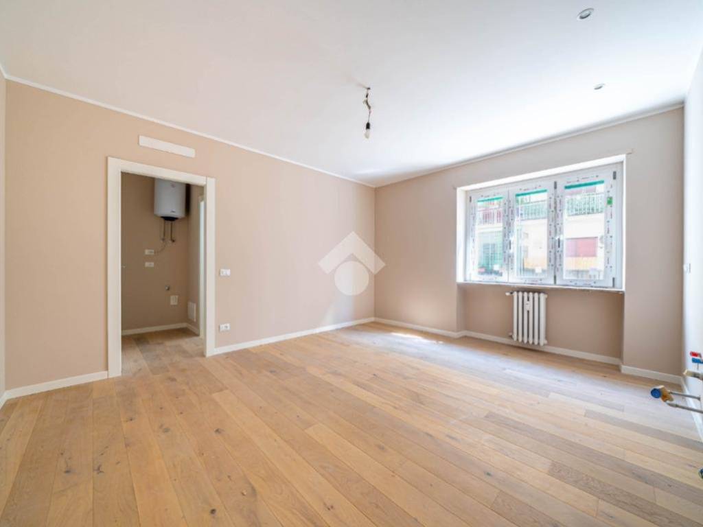 Appartamento a Verona in Via poloni, 7 - Foto 2