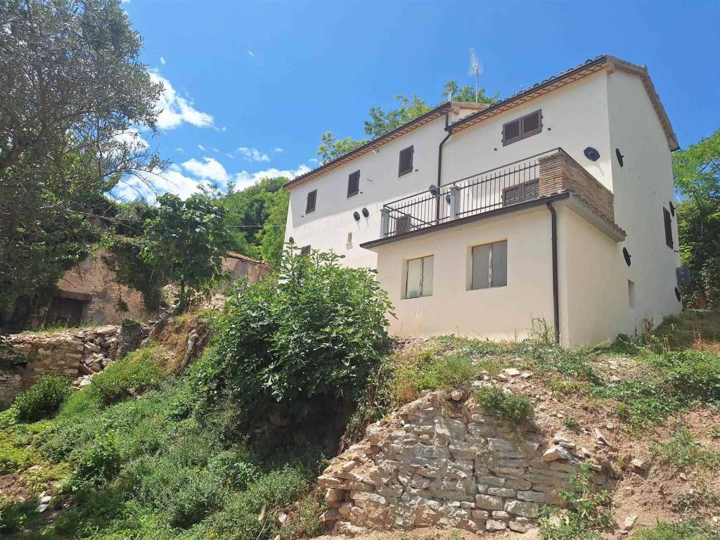 Casa indipendente a San severino marche - Foto 3