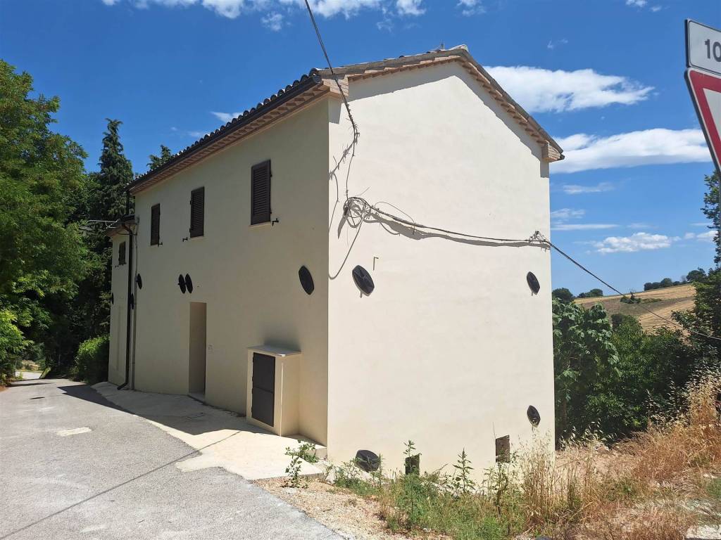 Casa indipendente a San severino marche - Foto 5