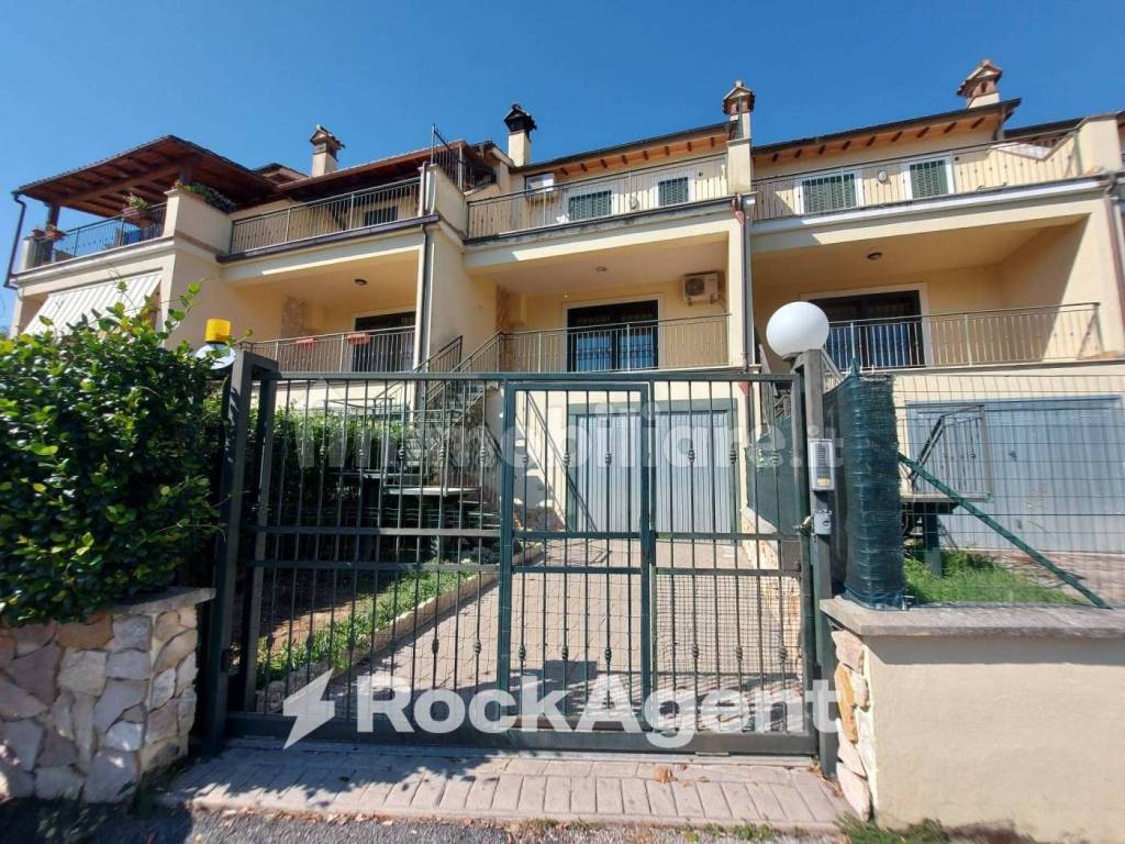Villetta a schiera a Forano in Vocabolo Rio Pertica - Foto 2