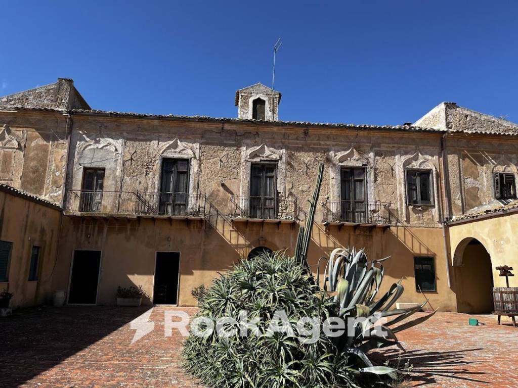 Rustico / casale a Riesi in Strada Statale 190 - Foto 2