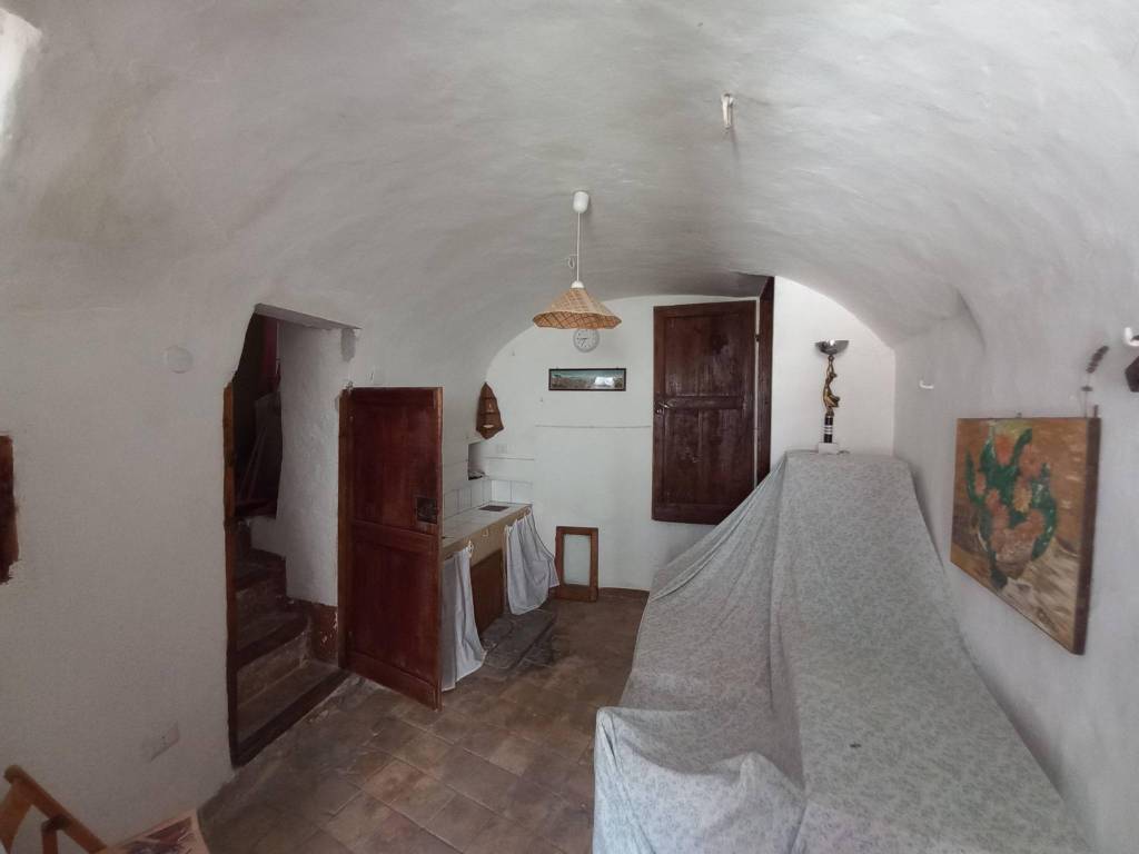 Casa indipendente a Fontecchio in Via Roma - Foto 3