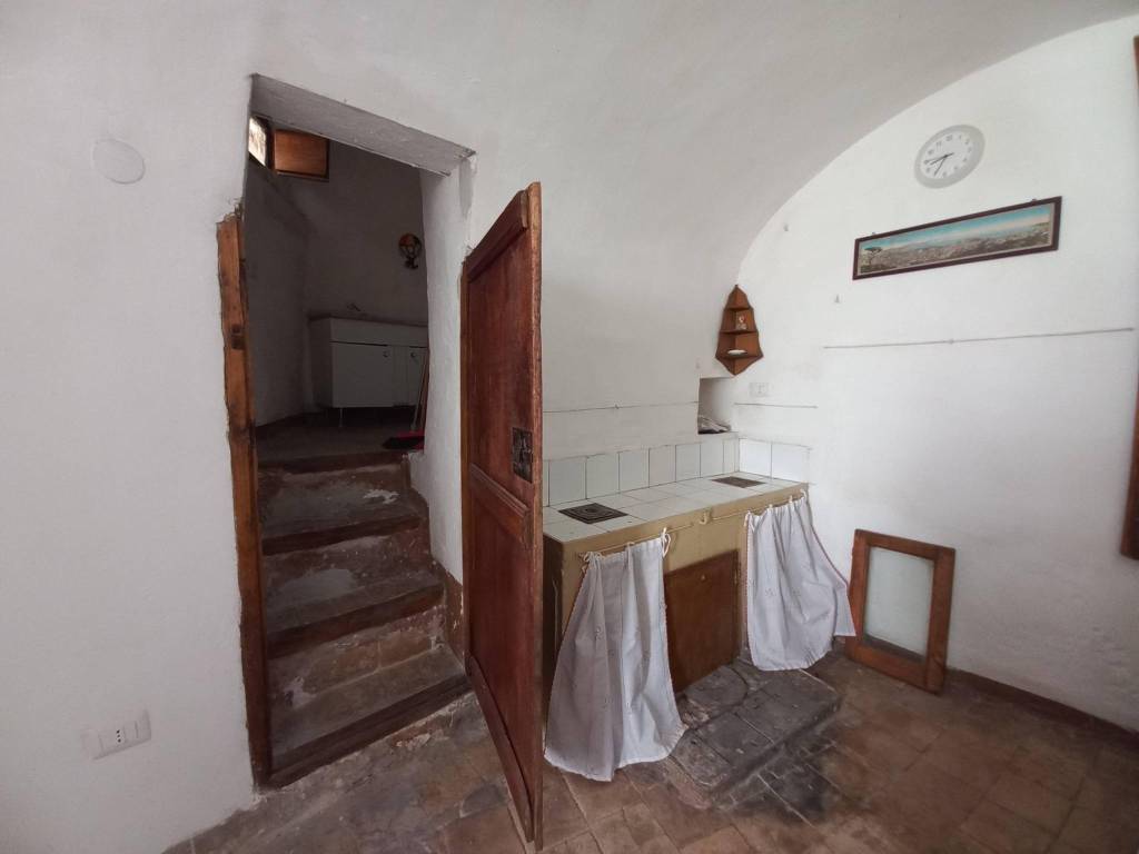 Casa indipendente a Fontecchio in Via Roma - Foto 4