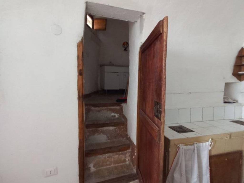 Casa indipendente a Fontecchio in Via Roma - Foto 5