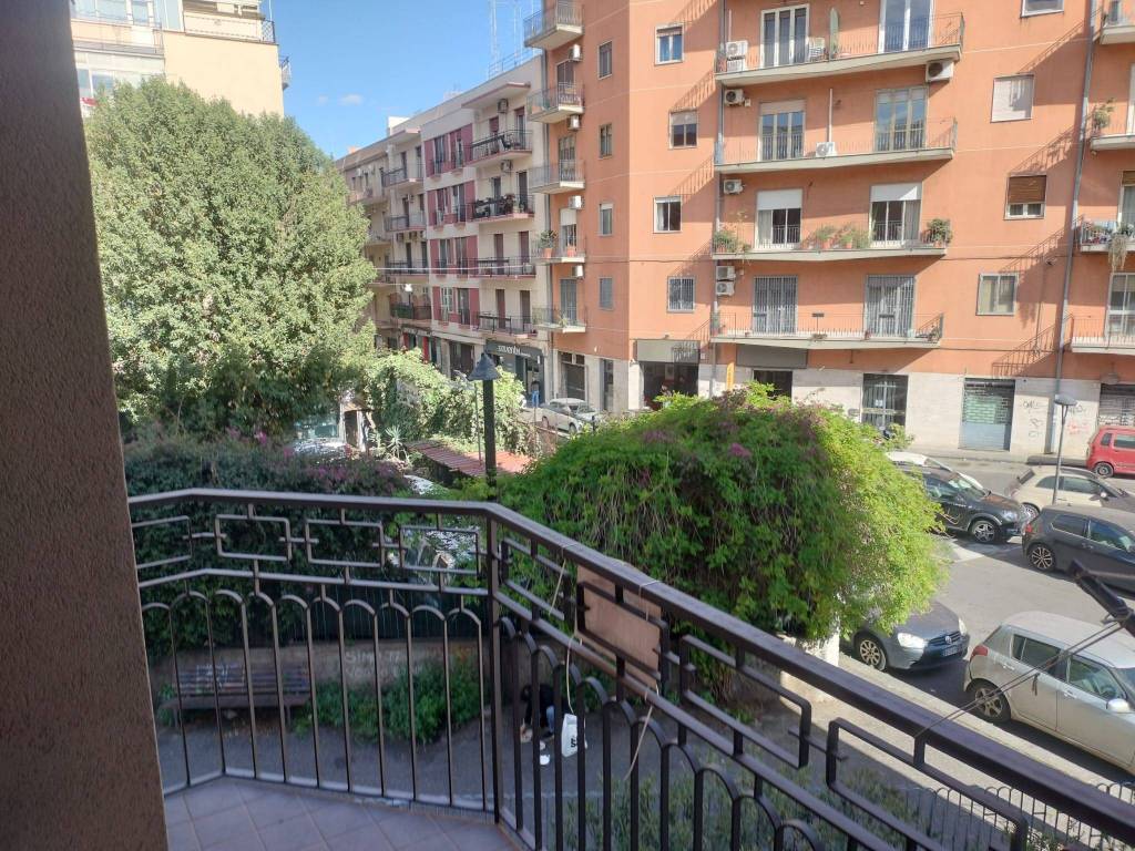 Immobile a Catania in Viale Raffaello Sanzio - Foto 4