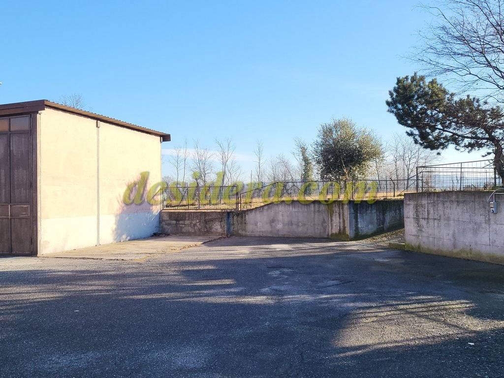 Palazzo / stabile a Castelletto sopra ticino in Via Arquello, 35 - Foto 4