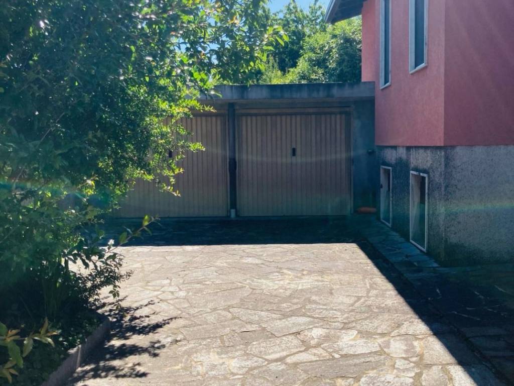 Villa a Cardano al campo in Via del Dosso, 51 - Foto 4