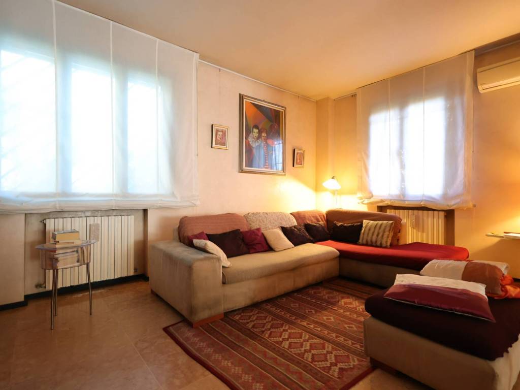 Villa a Reggio emilia in Via Aderito Ferrari, 18 - Foto 3