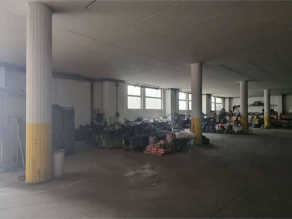 Immobile a Mori in ZONA INDUSTRIALE - Foto 5