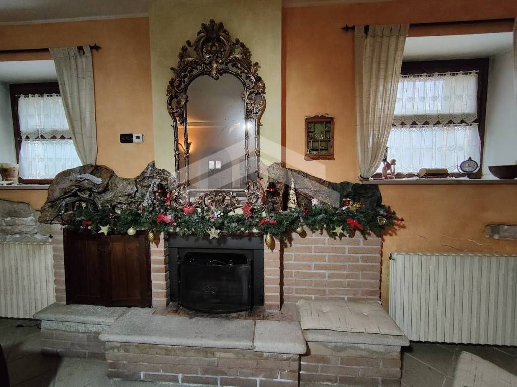 Casa indipendente a Ferrazzano in Strada Comunale Pagliaio Casale - Foto 4