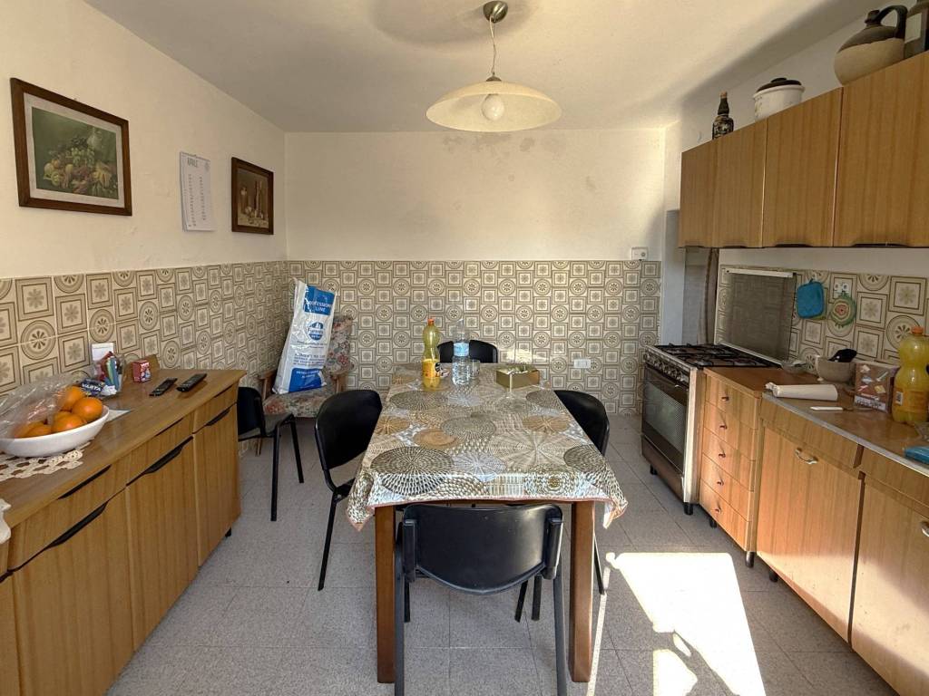 Casa indipendente a Castiglione del lago in Via Castiglionese, 6 - Foto 3