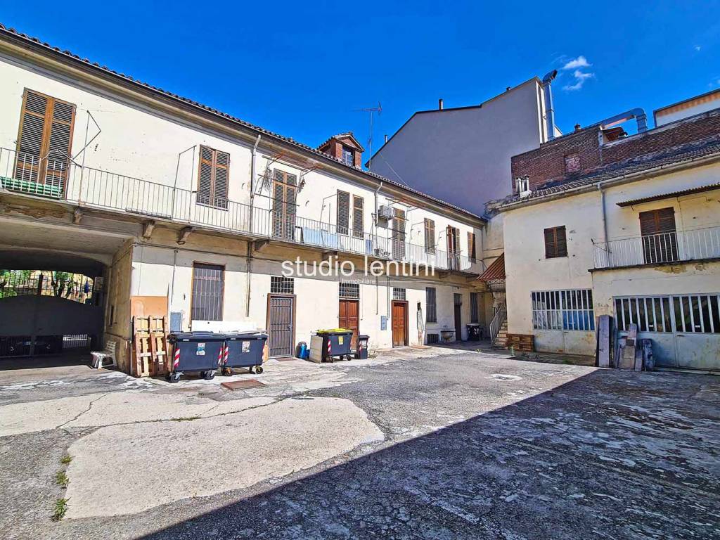 Palazzo / stabile a Casale monferrato in Corso Giovane Italia, 45 - Foto 3