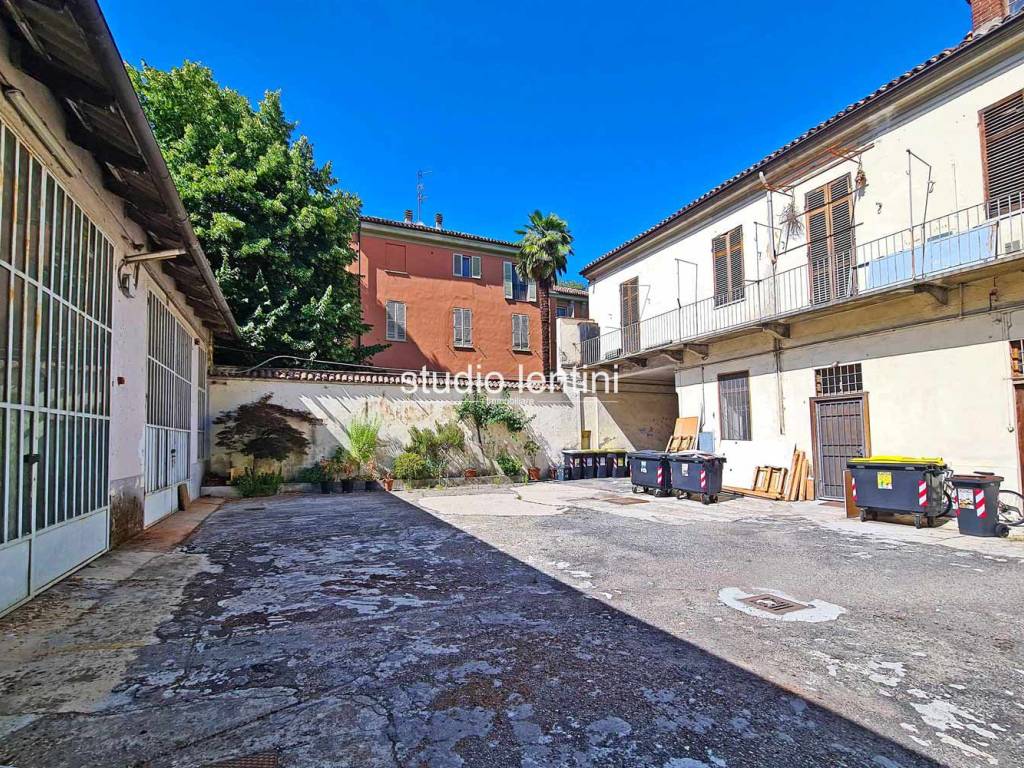 Palazzo / stabile a Casale monferrato in Corso Giovane Italia, 45 - Foto 4