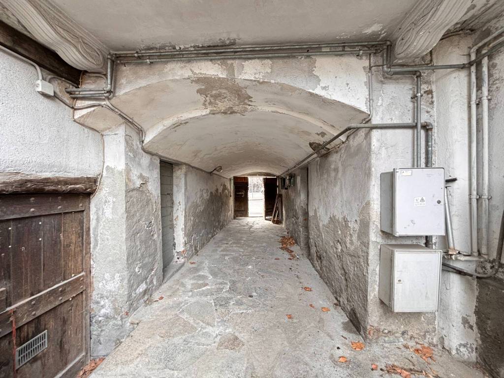Rustico / casale a Aosta in Piazza Renato Vuillermin - Foto 3