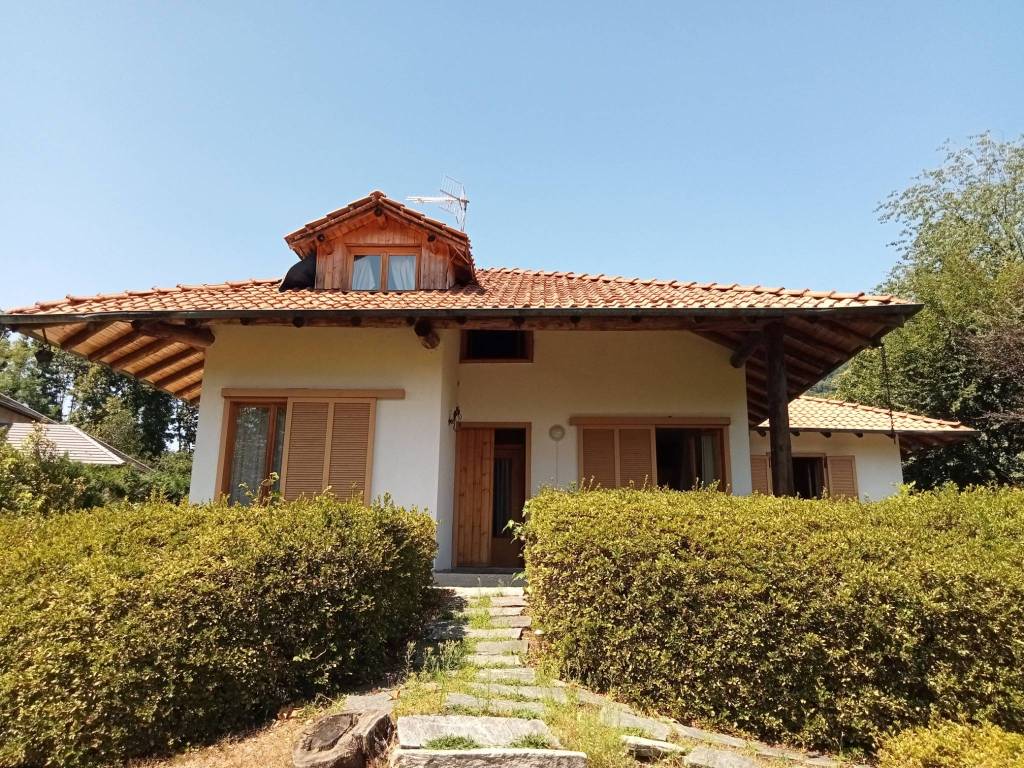 Villa a Arizzano in Viale Rimembranza, 42 - Foto 3