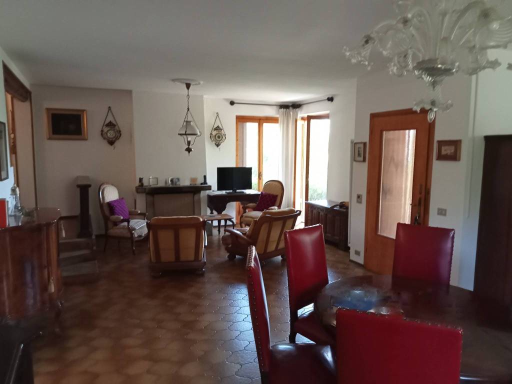 Villa a Arizzano in Viale Rimembranza, 42 - Foto 4