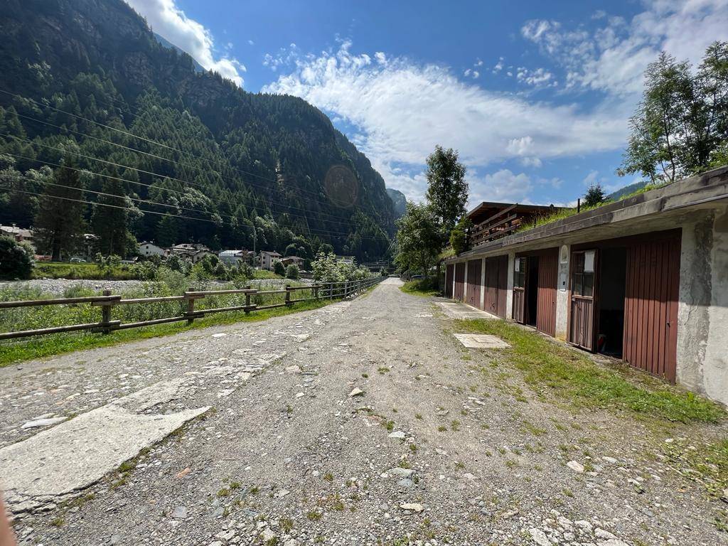 Appartamento a Campodolcino in Via Portarezza - Foto 2