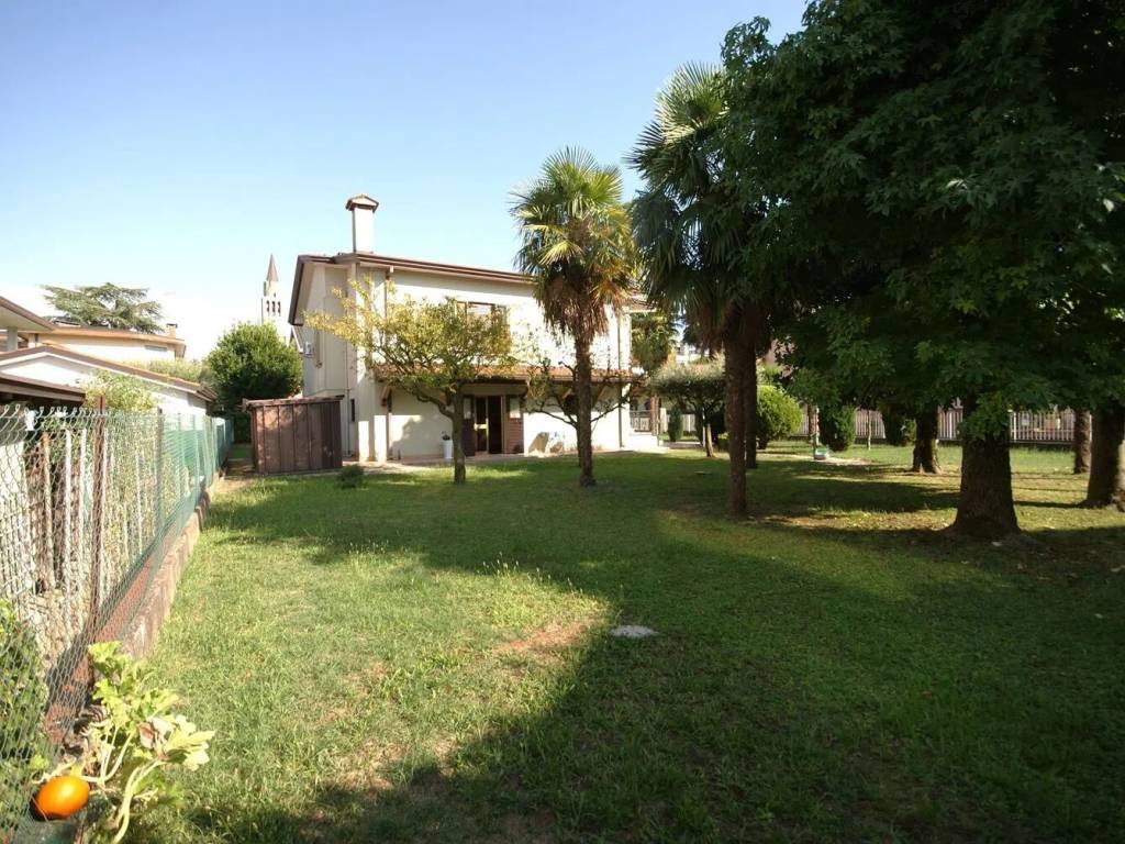 Villa a Jesolo in Via Leone Bembo, 17 - Foto 2