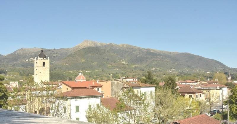 Attico / mansarda a Camaiore in Viale Guglielmo Oberdan - Foto 5