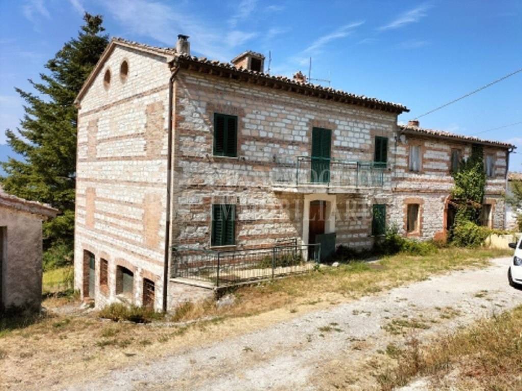 Palazzo / stabile a Sassoferrato - Foto 2