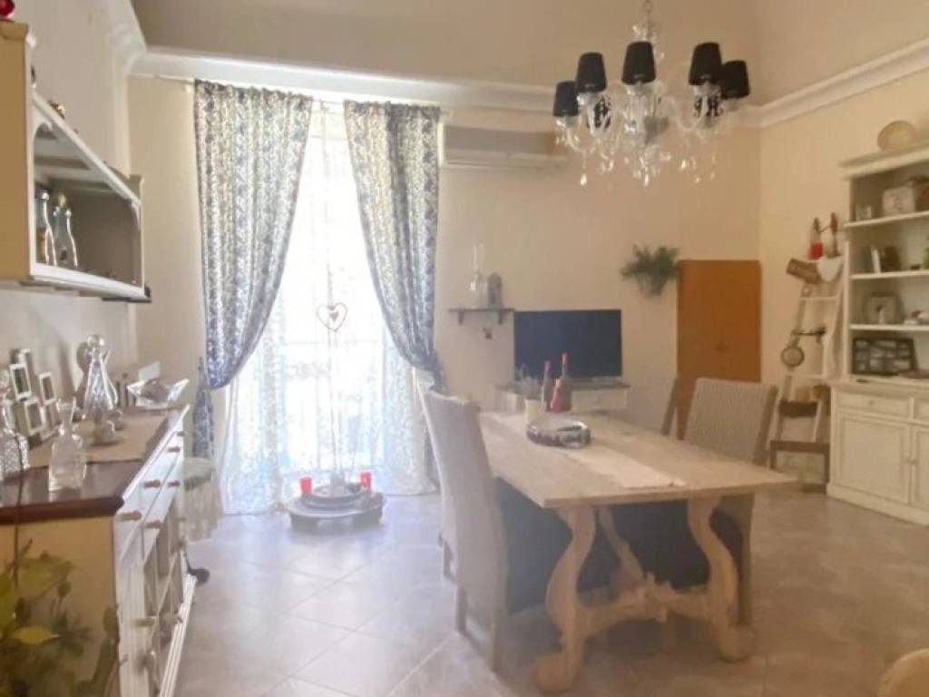 Appartamento a Taranto in VIA PUPINO, 26 - Foto 3