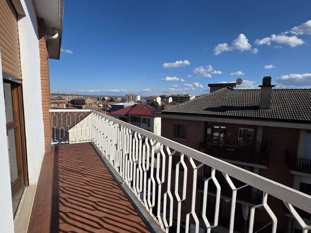 Appartamento a Asti in Via Giuseppe Cagna, 4 - Foto 3