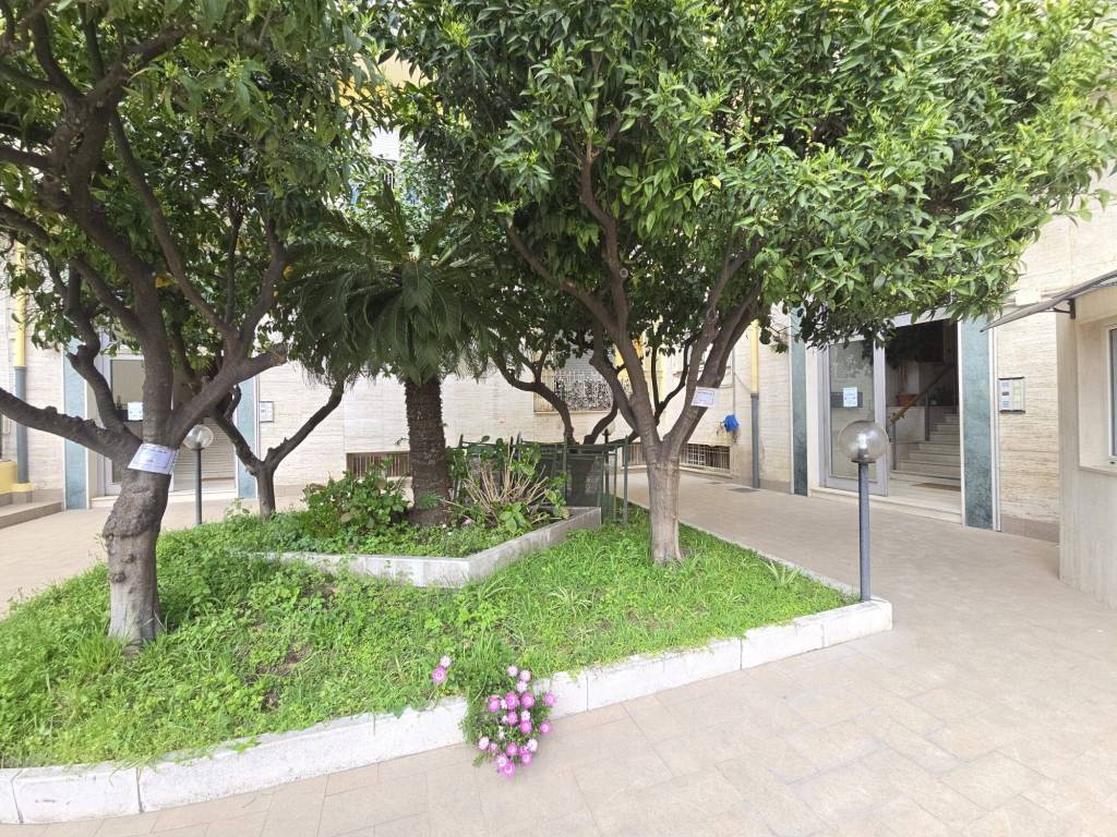 Appartamento a Napoli in Via Girolamo Santacroce - Foto 4