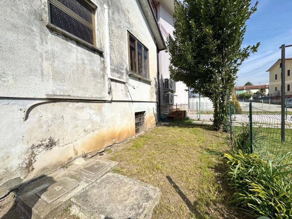 Villa a Breganze in Via Giovanni Pascoli, 3 - Foto 3