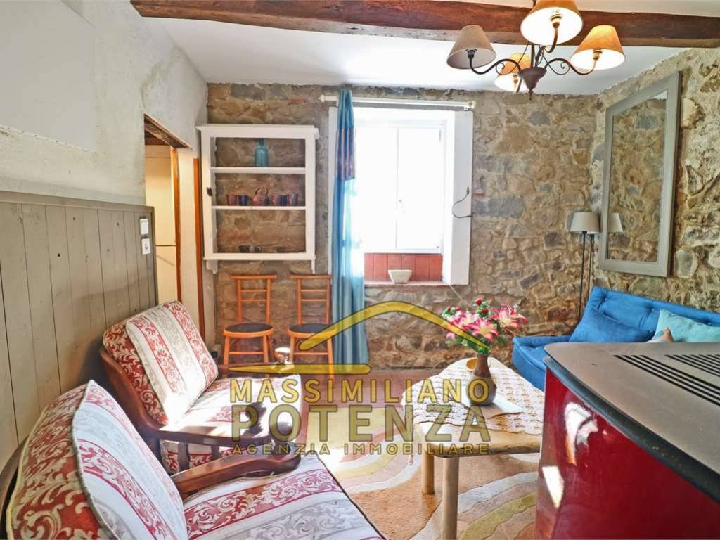 Casa indipendente a Pescia in via Madonna del Soccorso - Foto 3