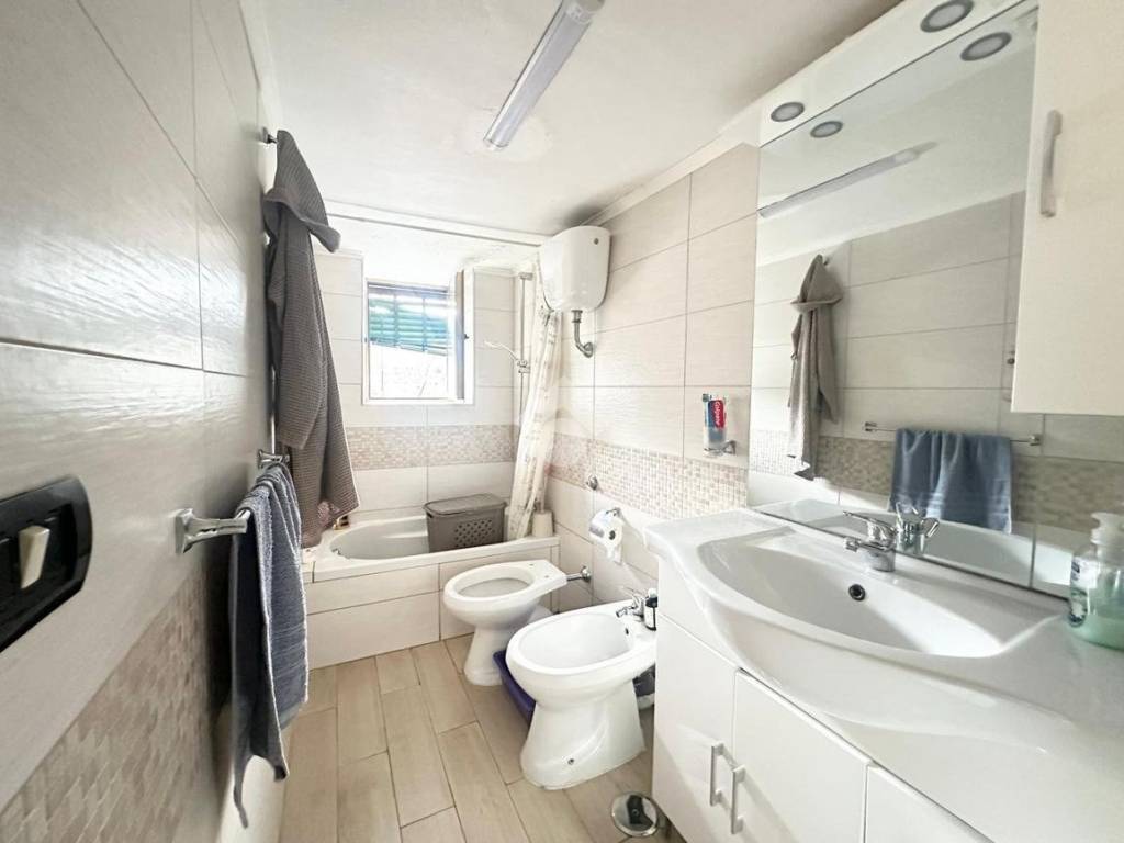 Appartamento a Casoria in Via Nazionale delle Puglie, 80 - Foto 4