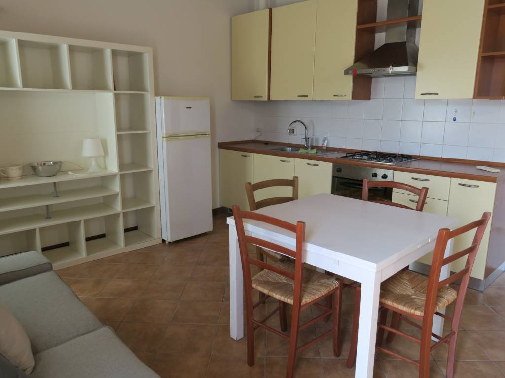 Appartamento a Parma in Strada Benedetto Cairoli - Foto 2