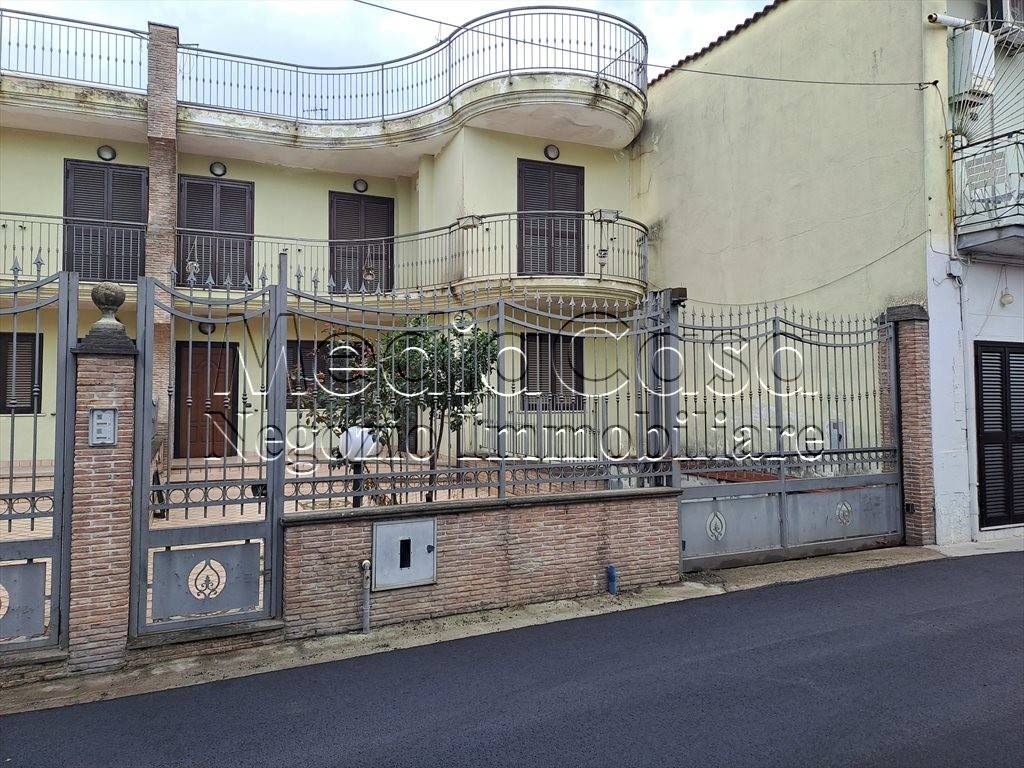 Villa a Casaluce in Via Giacomo Matteotti, 42 - Foto 2