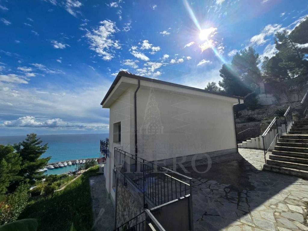 Villa a Ventimiglia in Via Forte San Paolo, 20 - Foto 5