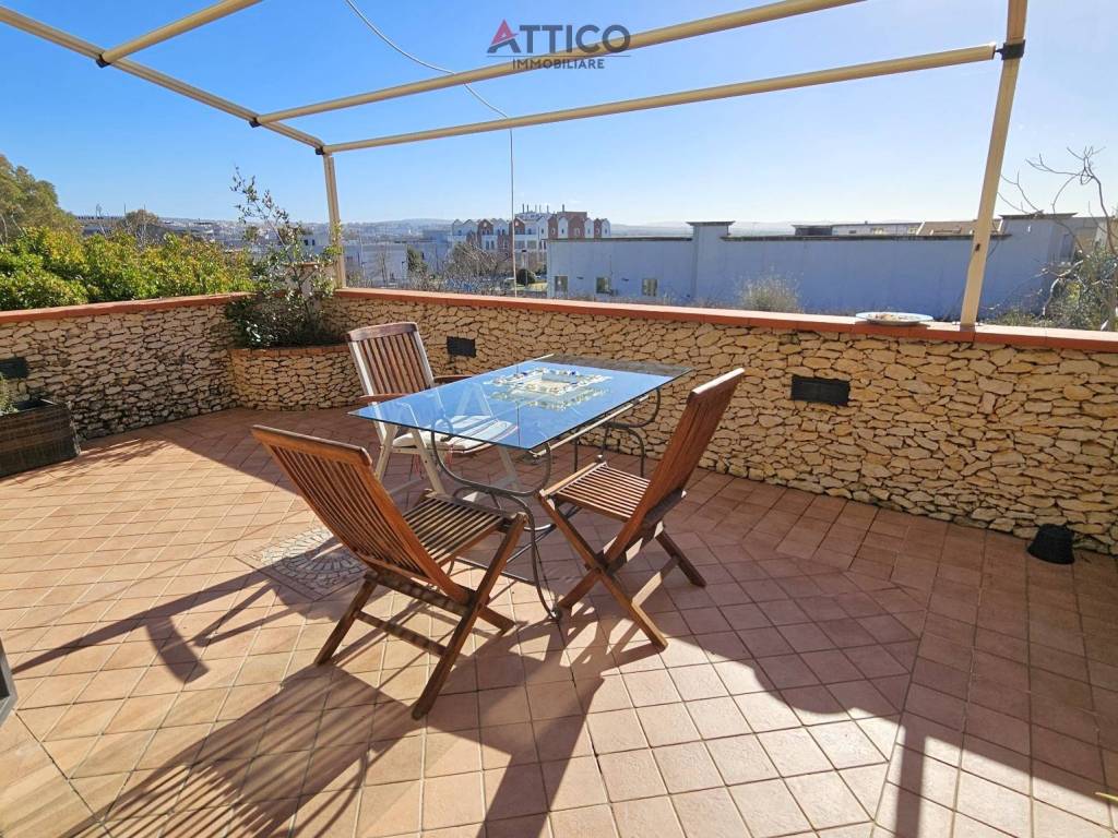 Palazzo / stabile a Sassari in Via Predda Niedda Strada 28, 9 - Foto 2