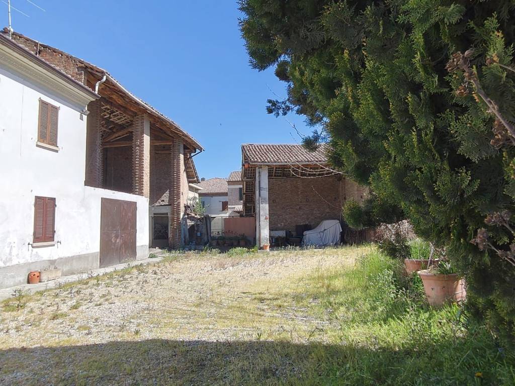 Casa indipendente a Voghera in Via Antonio Zelaschi - Foto 4