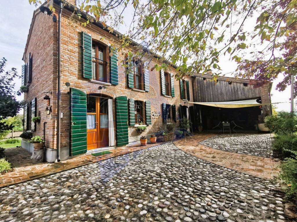 Villa a Sermide e felonica in Via Albarello, 16 - Foto 3