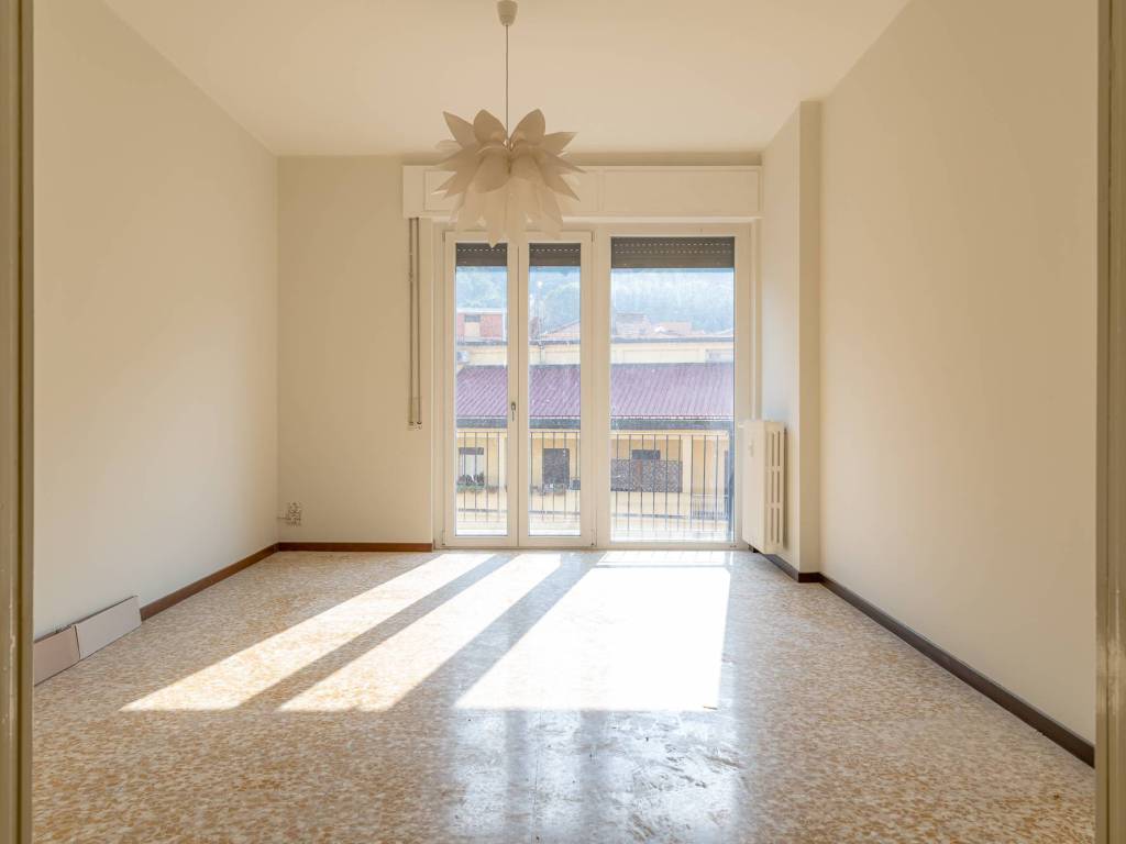 Appartamento a Como in Via Italia Libera - Foto 4