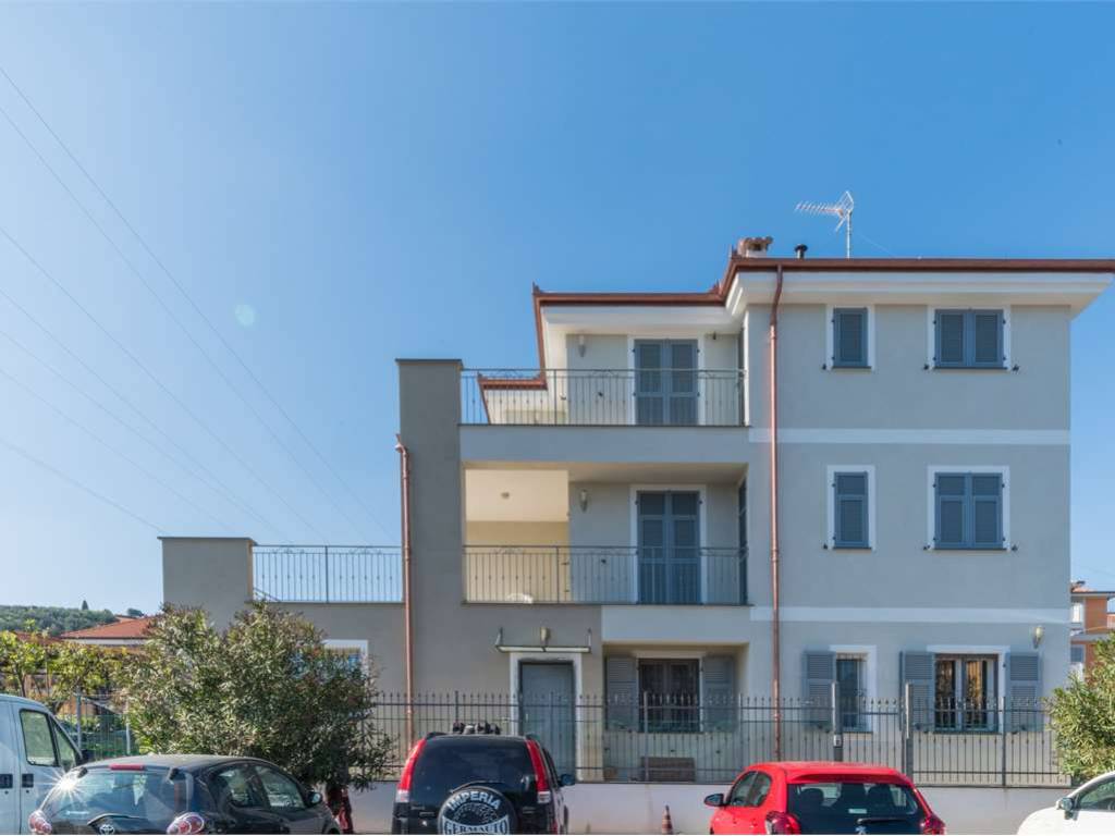 Villa a Diano marina in Via Colombera , 12 - Foto 2