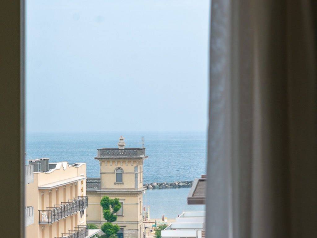 Attico / mansarda a Rimini in Viale Giovanni Zambianchi, 20 - Foto 5