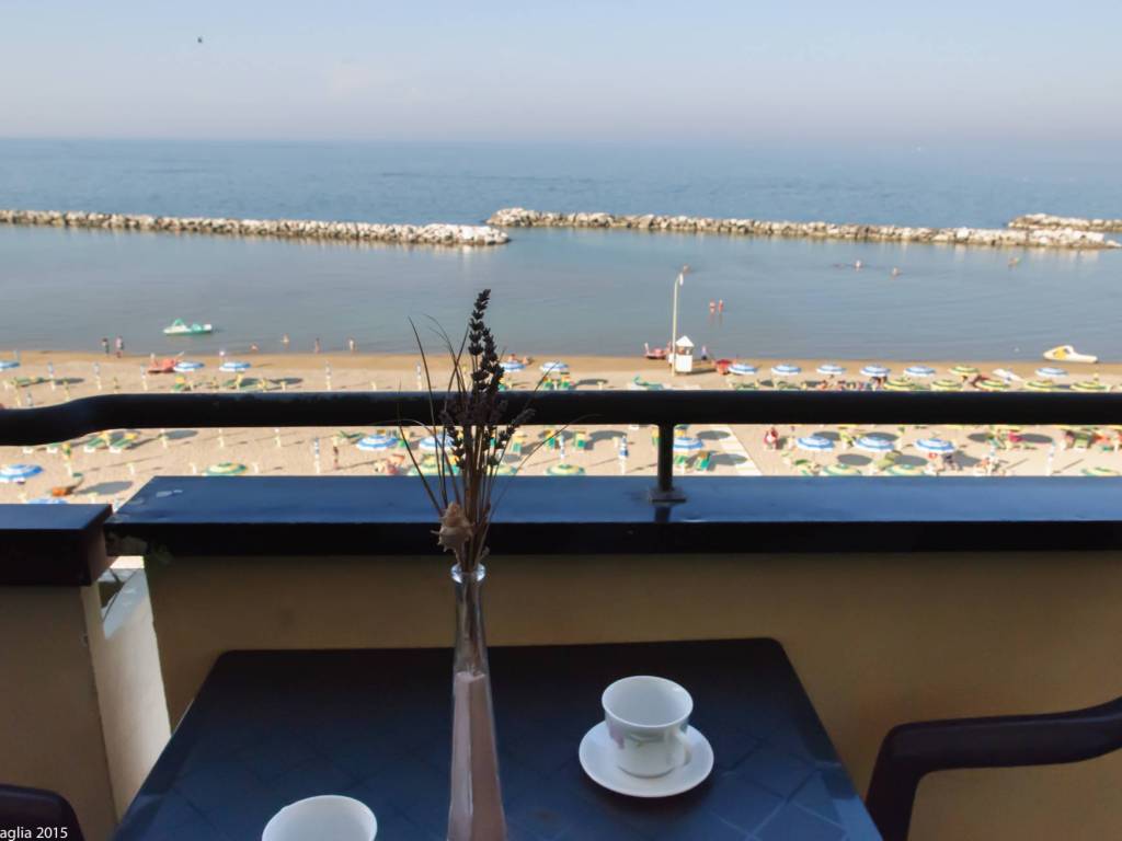Appartamento a Rimini in Viale Porto Palos, 35 - Foto 2