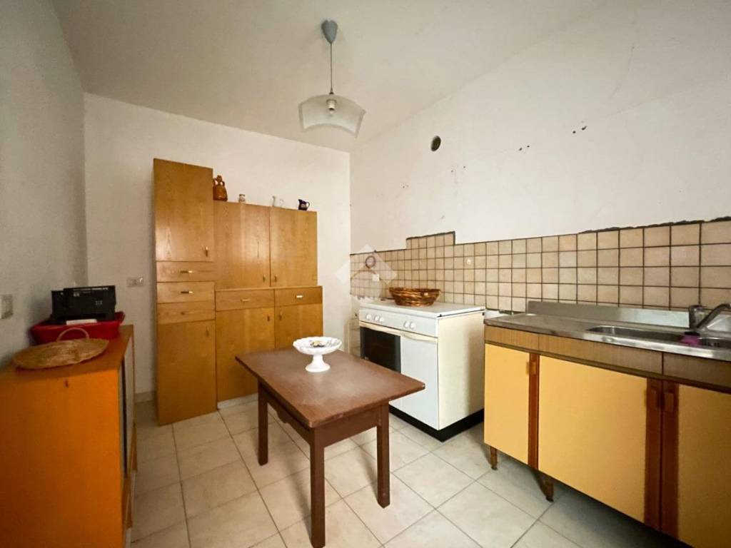 Rustico / casale a Besano in Via Guglielmo Marconi - Foto 4