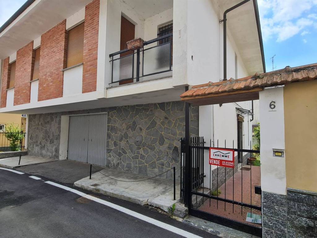 Villa a Miagliano in Via G.B Molinaro, 6 - Foto 2