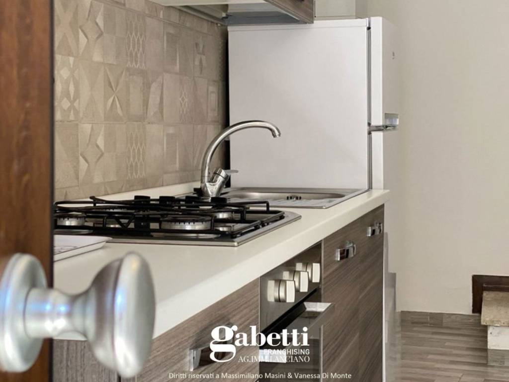 Casa indipendente a Mozzagrogna in via Garibaldi Vico IV, 8 - Foto 3