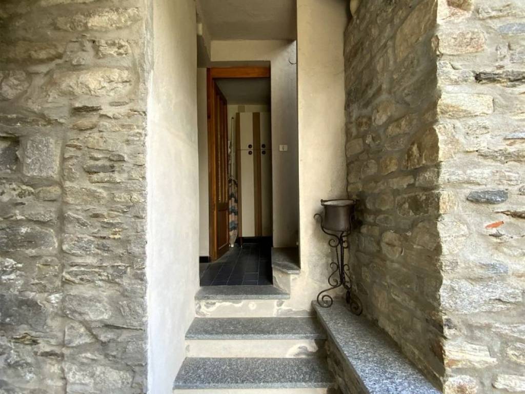 Casa indipendente a Gignese in Via 4 Novembre, 19 - Foto 5