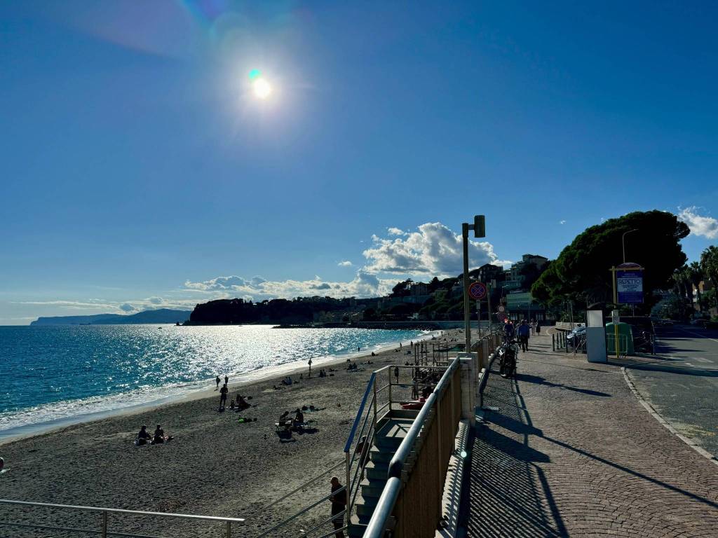 Appartamento a Celle ligure in Via Colla - Foto 5