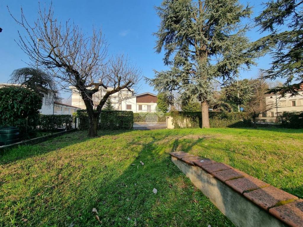 Villa a Borgo virgilio in Via Andrea Mantegna, 2 - Foto 2