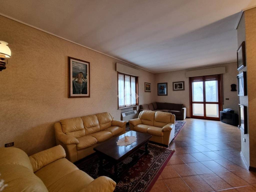 Villa a Borgo virgilio in Via Andrea Mantegna, 2 - Foto 4