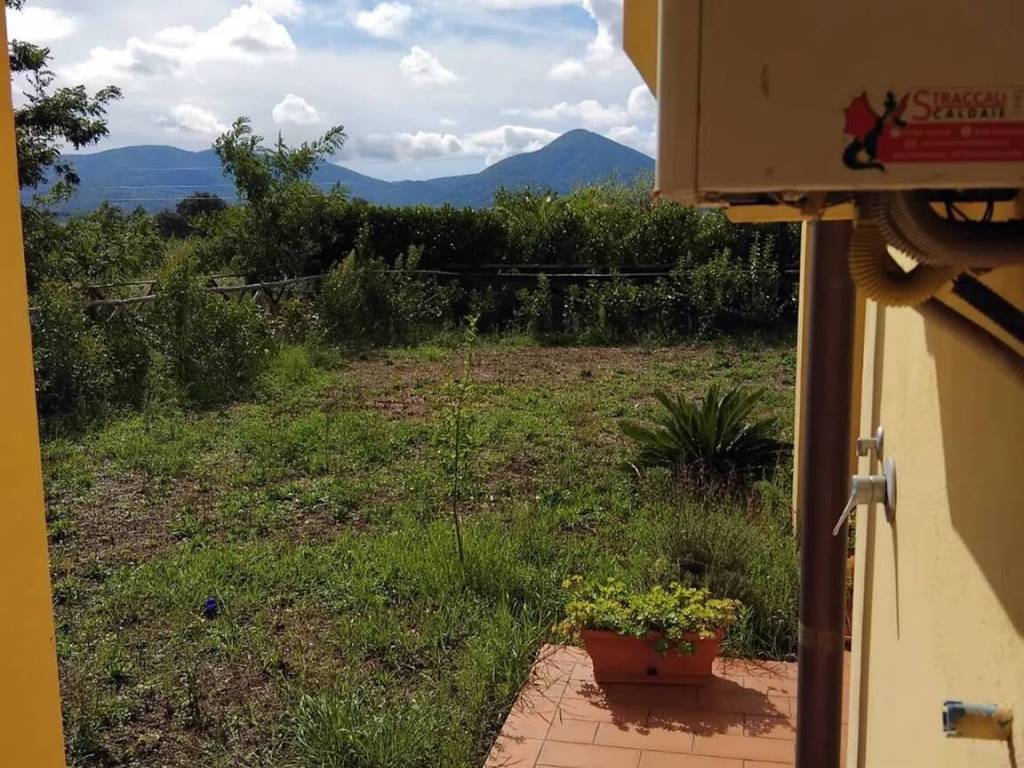 Appartamento a Massa marittima in Via Delle Case S.N.C. - Foto 2